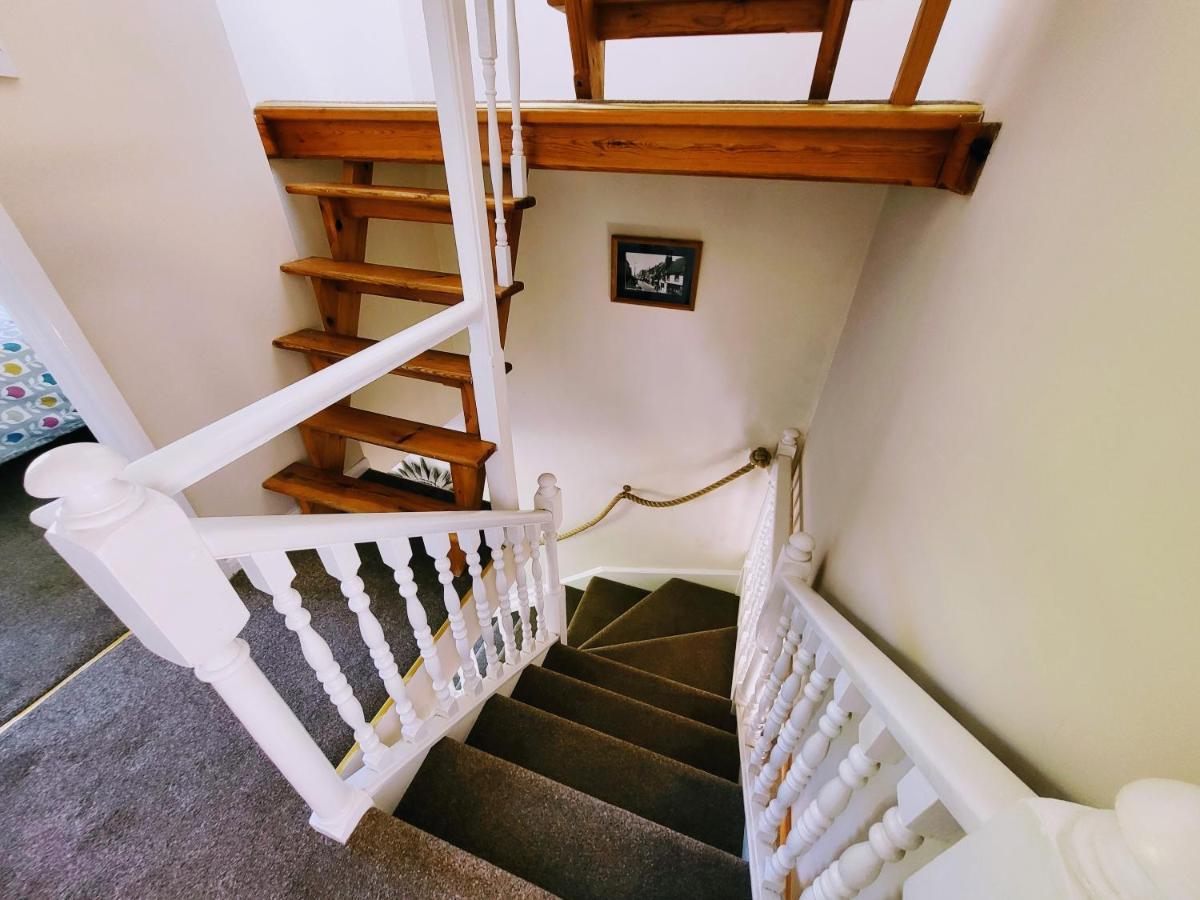 Hastings Old Town Tackleway Privileged Sea Views Whole House 3 Beds ภายนอก รูปภาพ