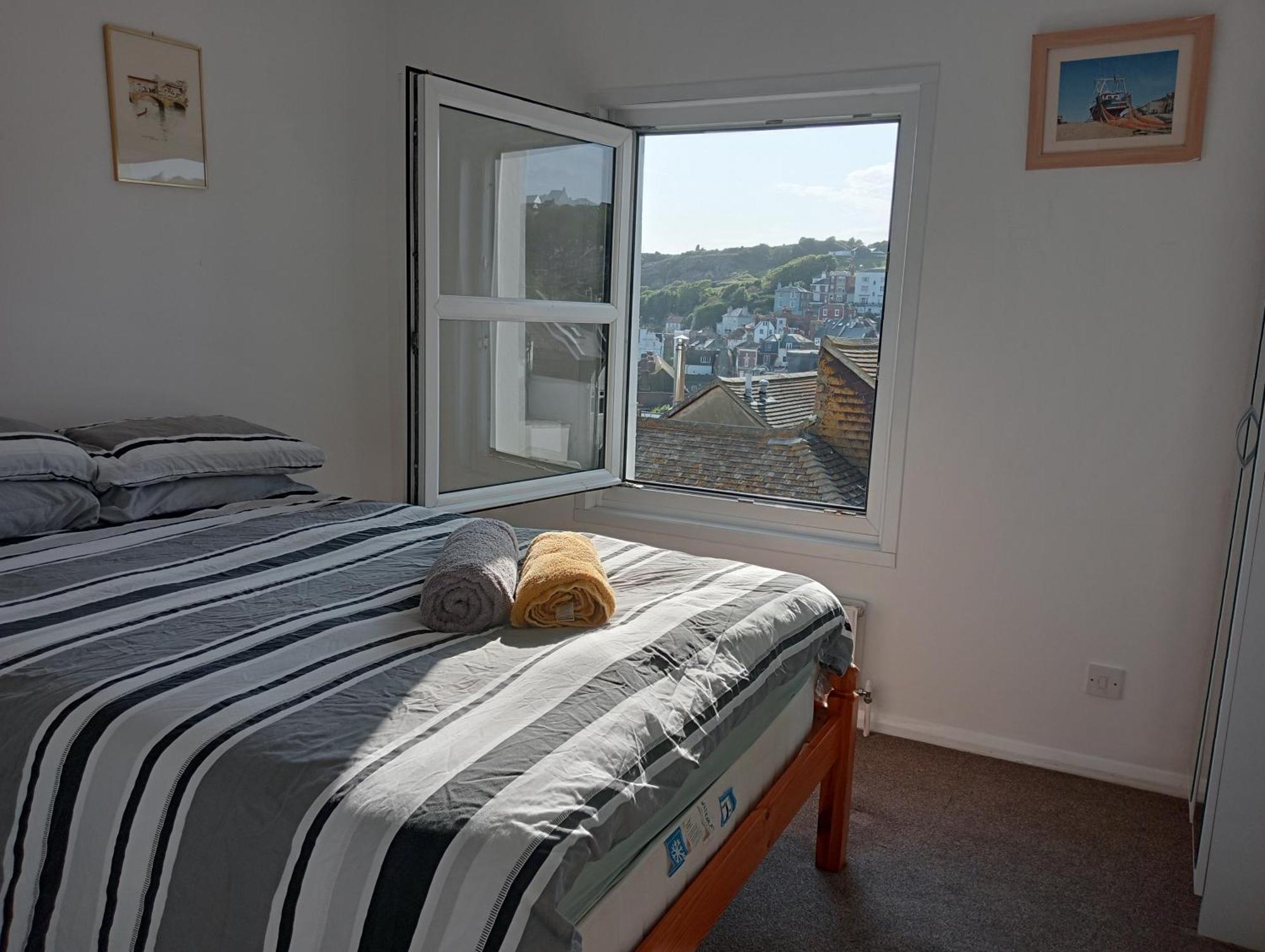 Hastings Old Town Tackleway Privileged Sea Views Whole House 3 Beds ภายนอก รูปภาพ